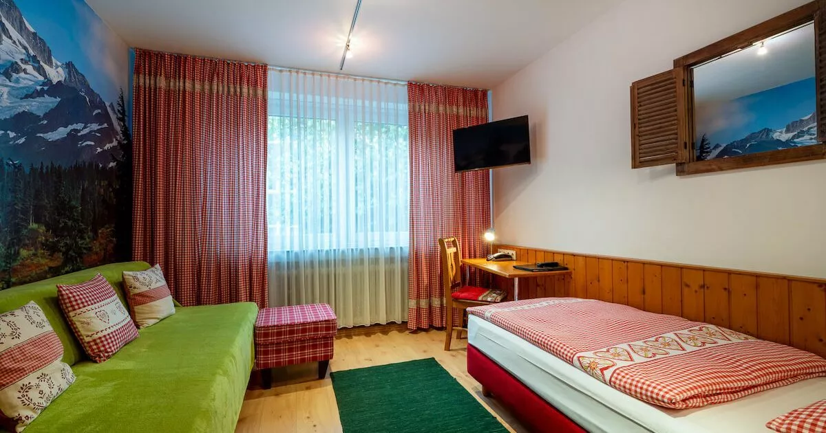 Zentrale Zimmer für Geschäftsreisende & Urlaub | Hotel Arosa